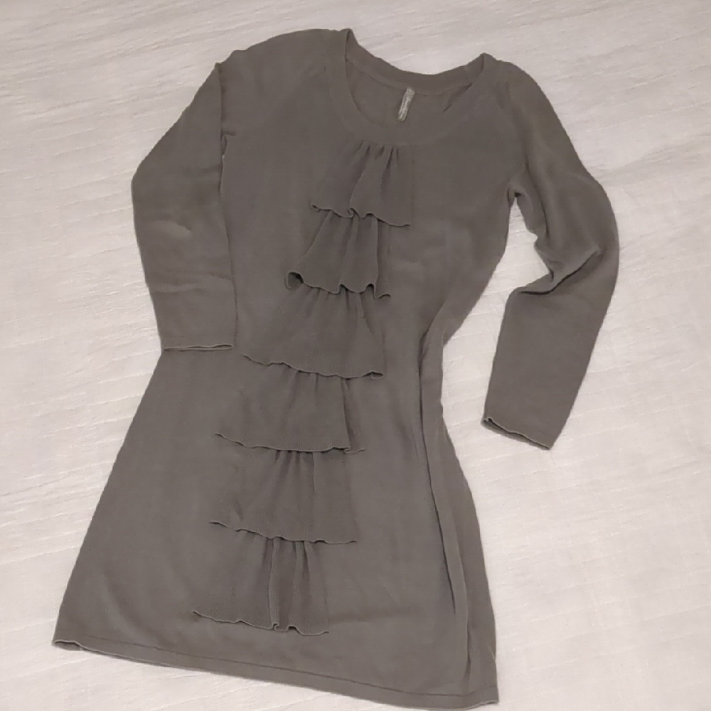 Hanna Andersson Gray Long Sleeve Ruffle Dress